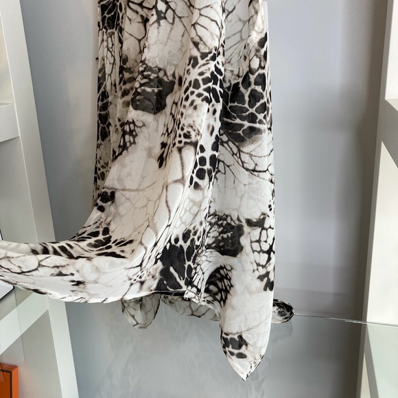 ✨CAMEO & MYTH TOP NWOT - Picture 6 of 10